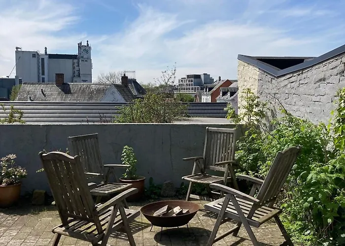 Charmerende - Taet Pa Alt! Villa